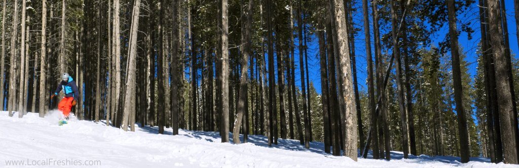 Sunny snowboarding Lookout Pass Idaho Montana