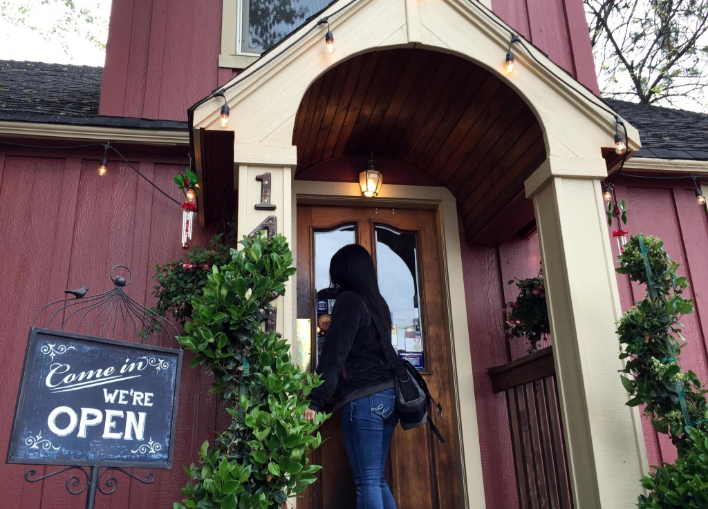 Bend Victorian Cafe Door