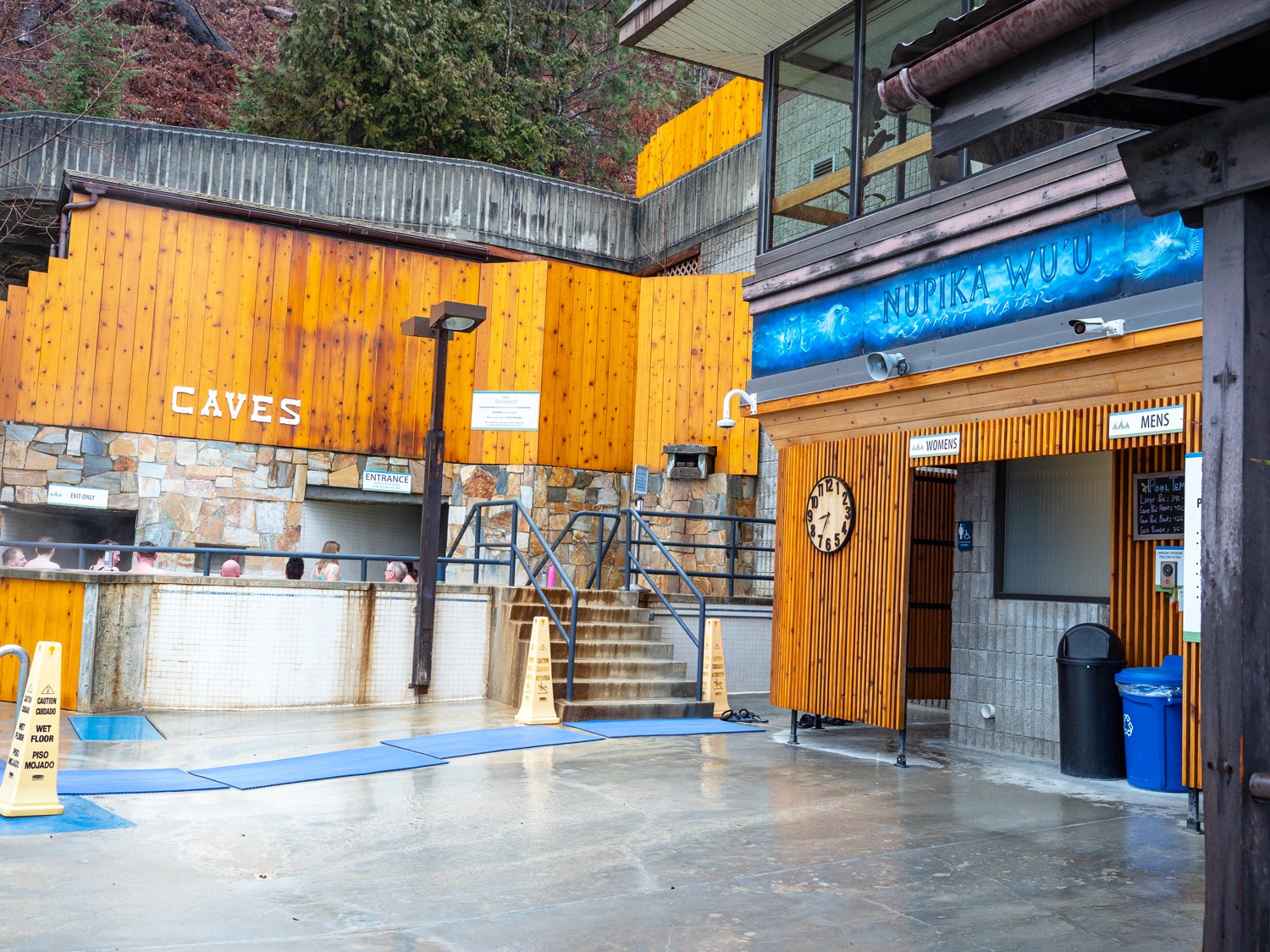 ainsworth hot springs british columbia canada