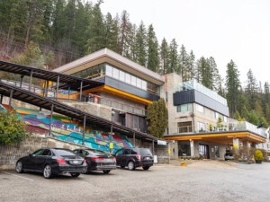 ainsworth hot springs powder highway canada