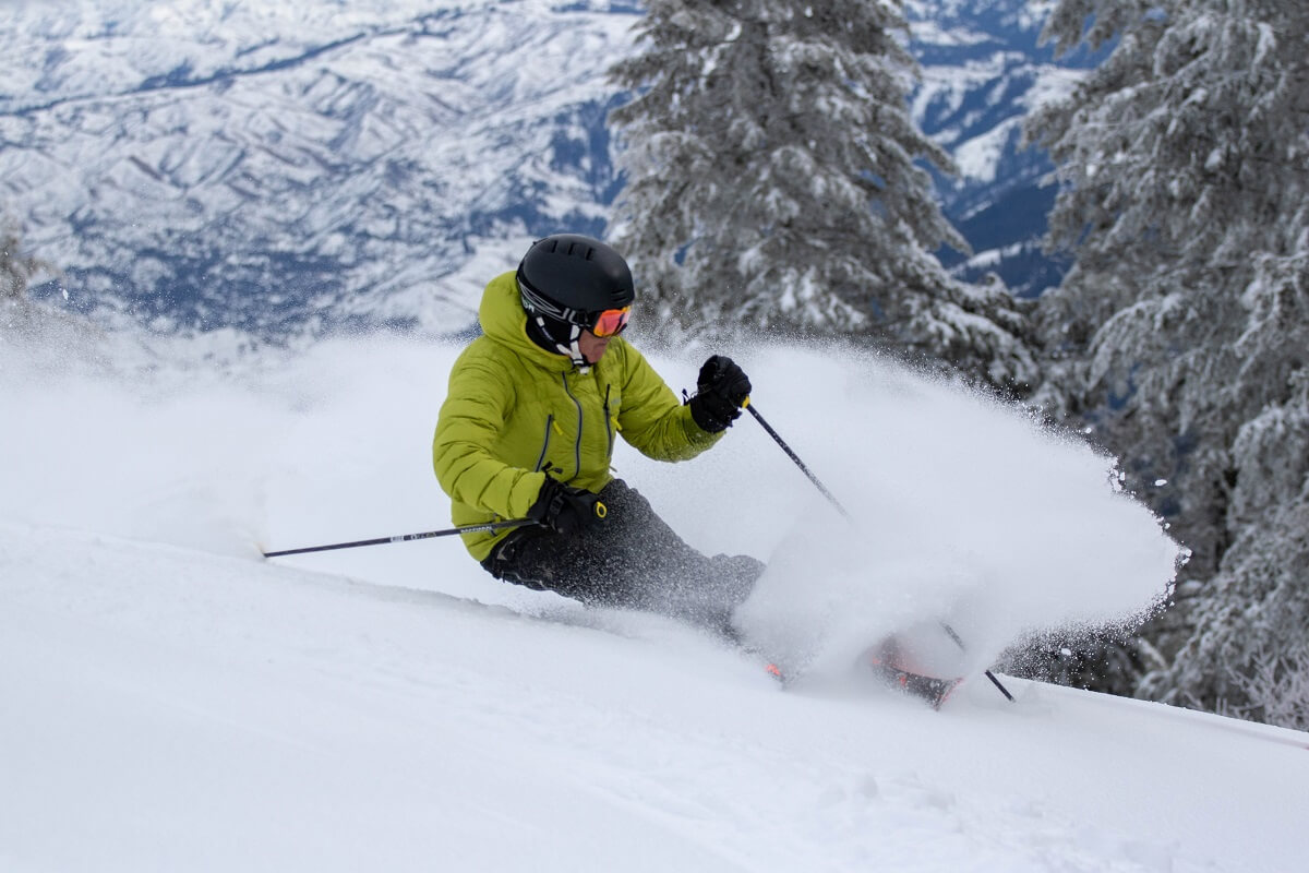 skier enjoying fresh powder at Bogus Basin at one of the last independent ski areas