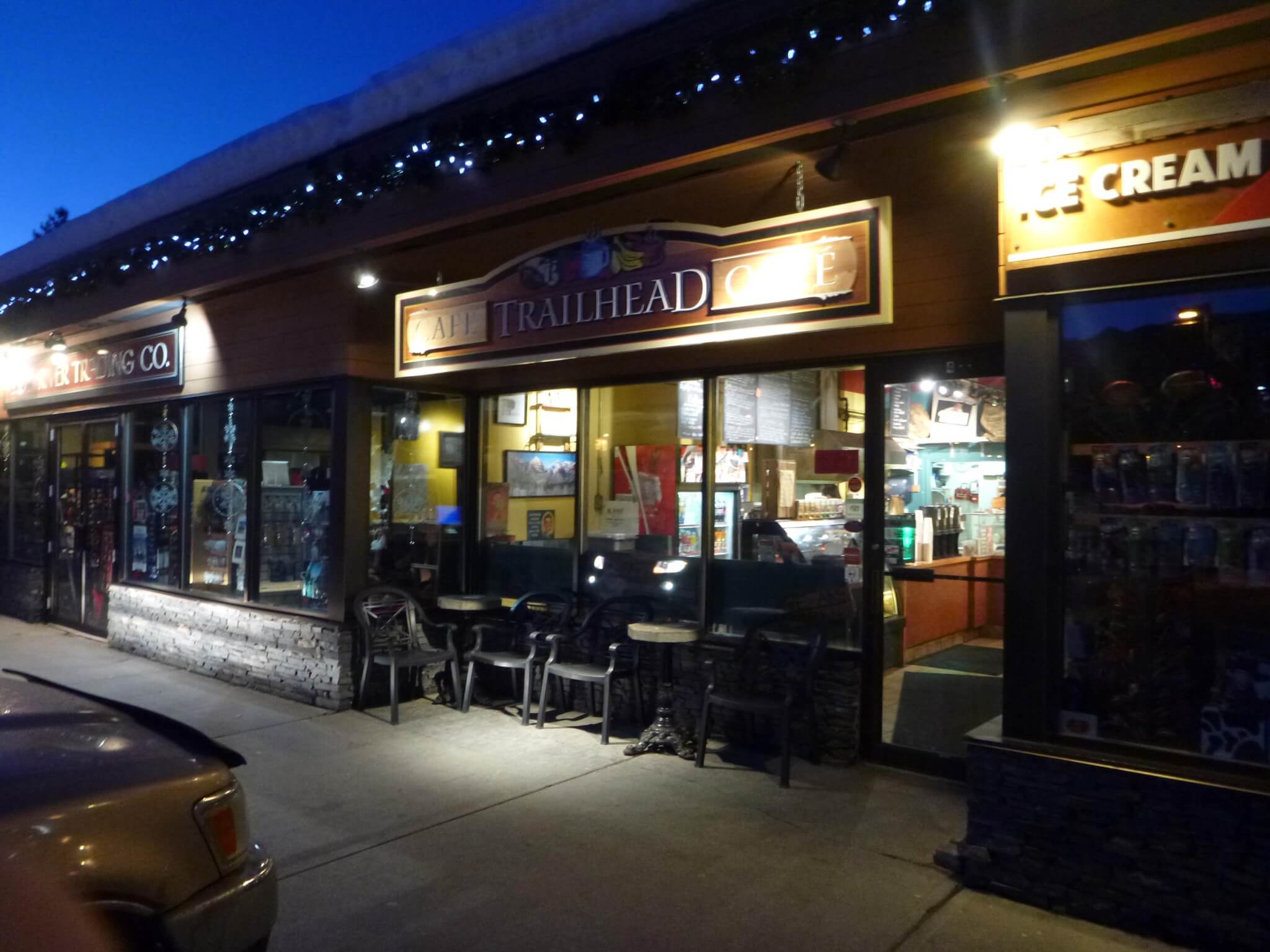 Trailhead Cafe Lake Louise Alberta Banff Breakfast spot