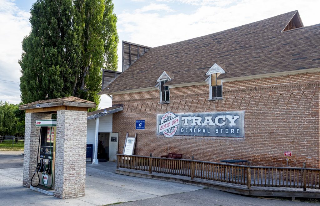 Tracy General Store Idaho Exterior City Of Rocks National Reserve