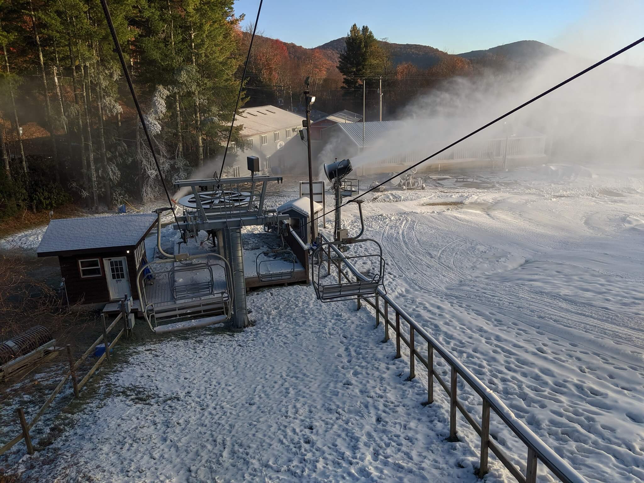 First Ski Resort To Open On The East Coast... Is In North Carolina?!?