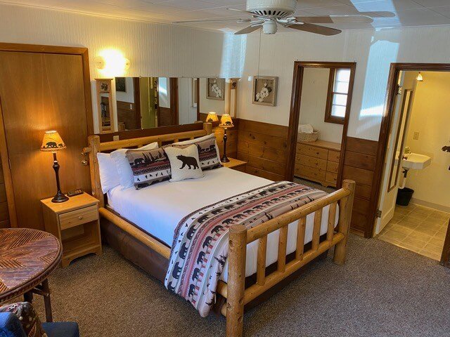 hotel room at Mother Nature's Inn one of the best places to stay in Lake Tahoe