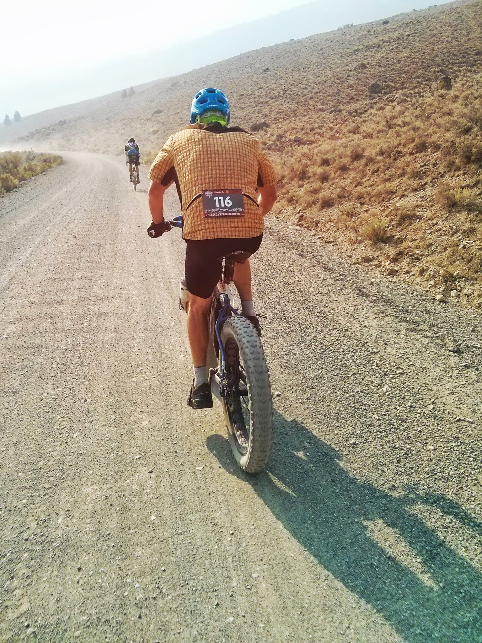 Cyclist showcasing one of the 3 types of outdoor activities on the Rebecca's Private Idaho grinduro