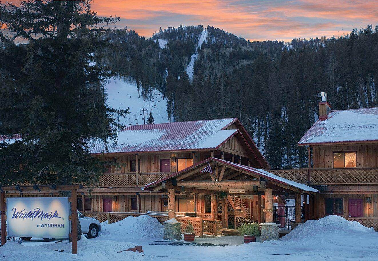 Exterior of Worldmark Red River New Mexico