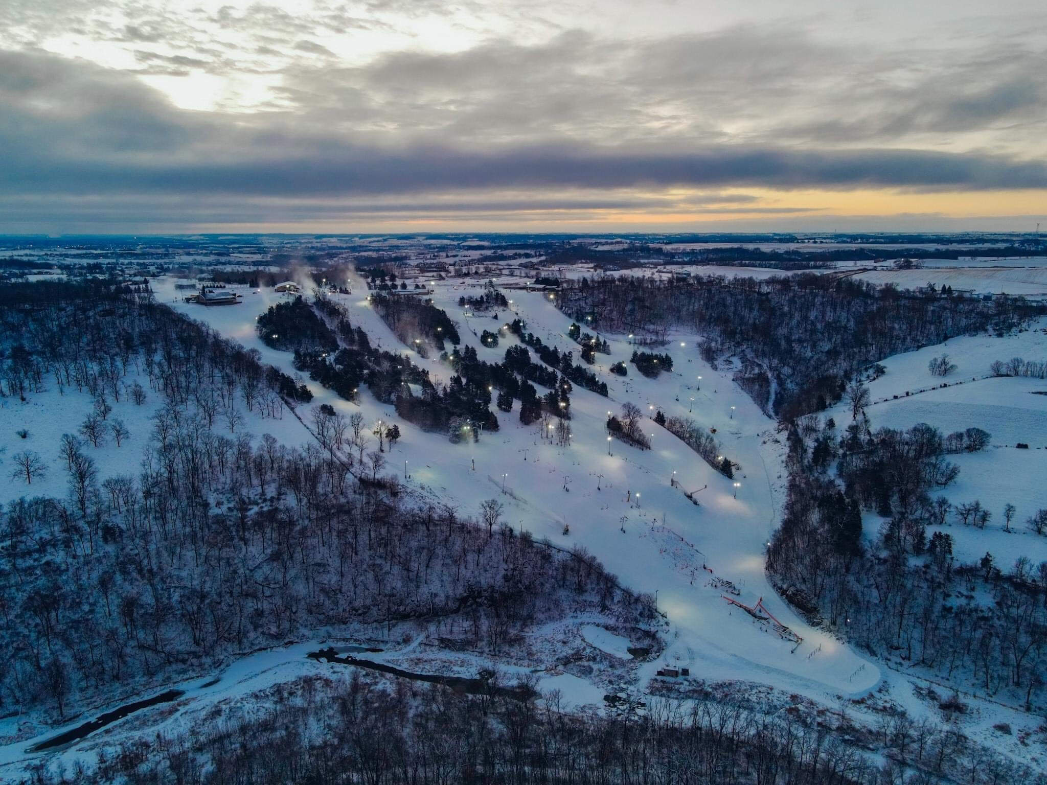 night skiing at Sundown Mountain