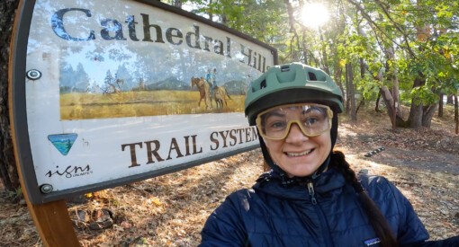 Cathedral Hills Grants Pass OR trailhead