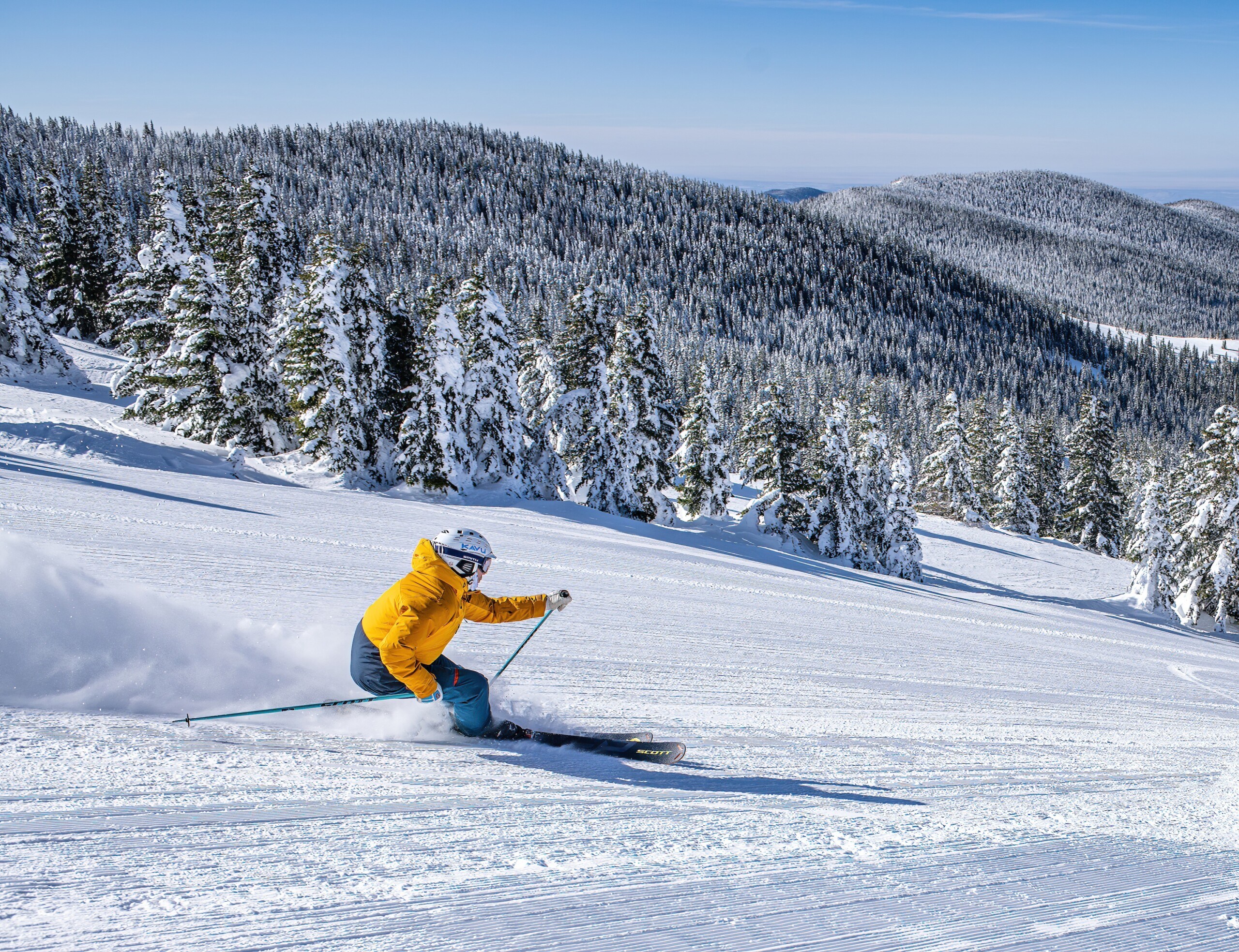 skier enjoys skiing in Santa Fe winter