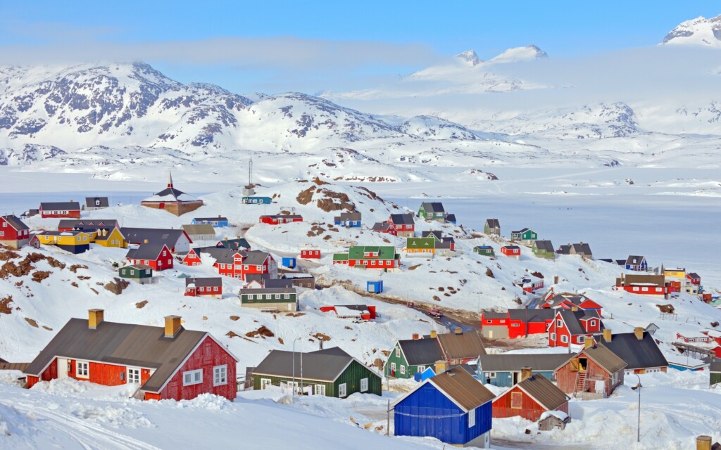 houses in Greenland during a high pressure period