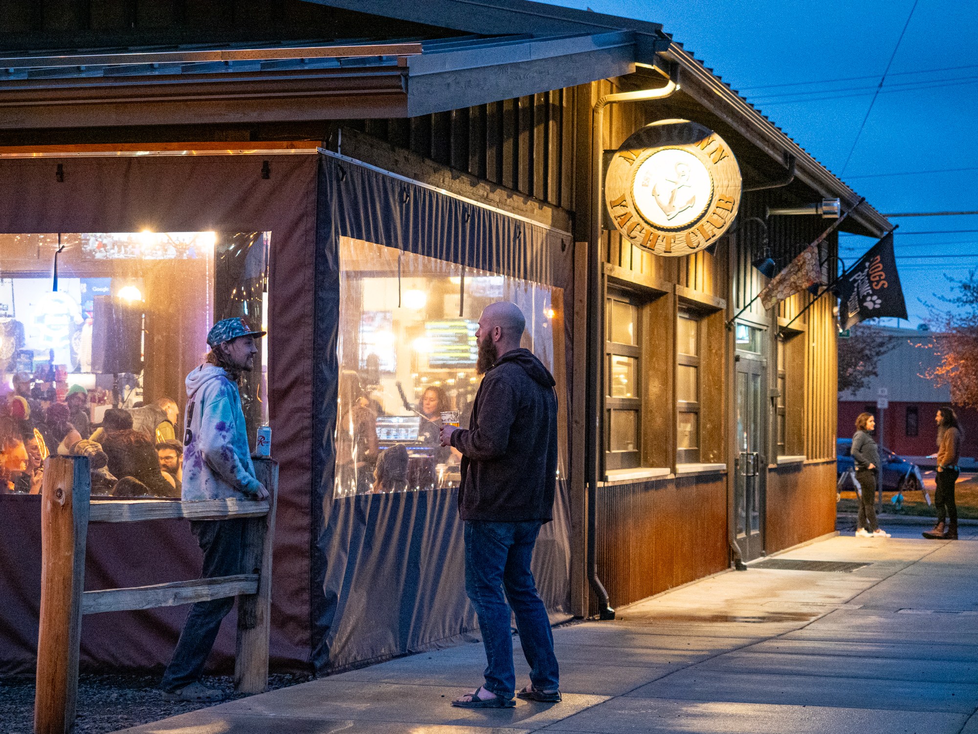 The exterior at Midtown Yacht Club in Bend Oregon