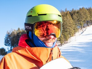 Up close view of the Smith I/O Goggles with the Smith Summit MIPS helmet